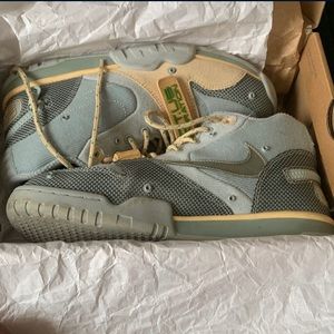 Travis Scott air trainers